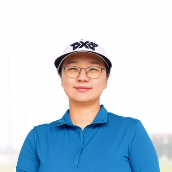 Jucchou Golf coach Julie Kim